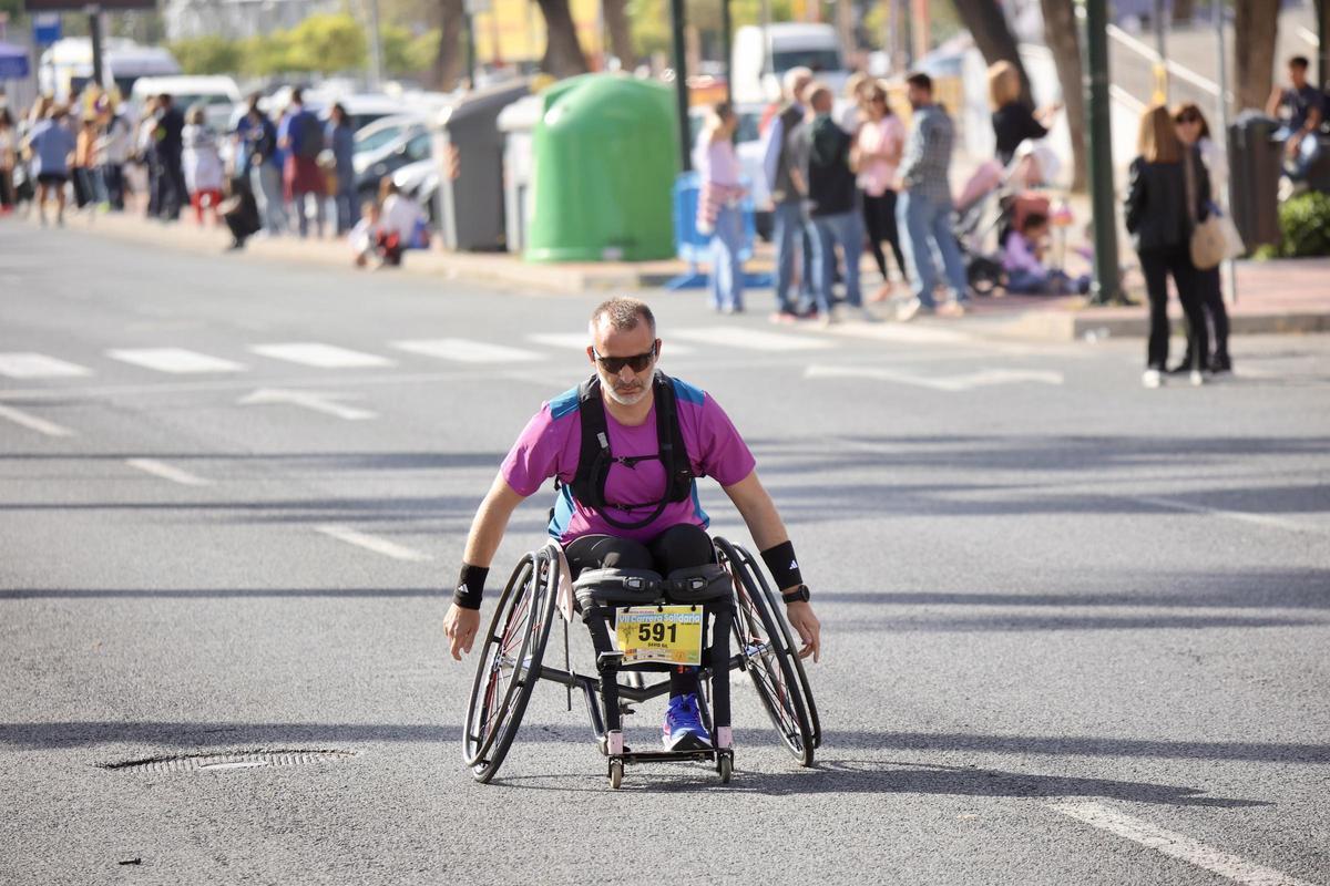 Búscate en las fotos de la carrera por la cirugía solidaria