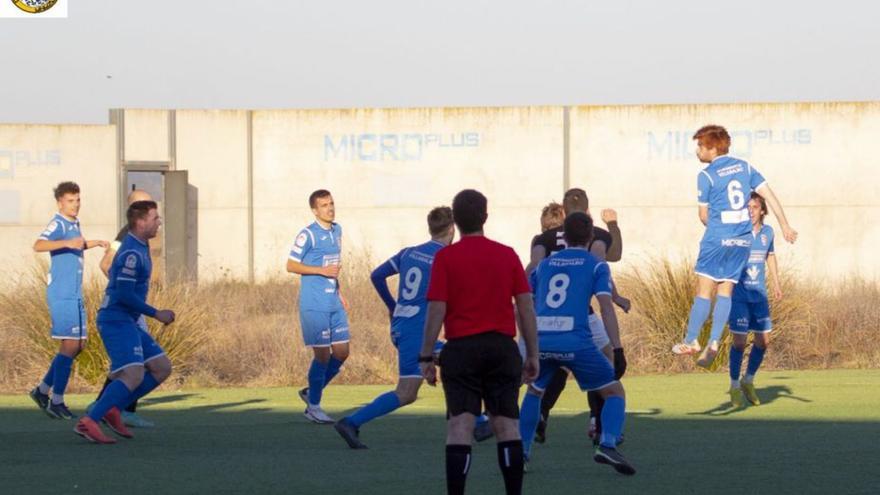 Un momento del partido en el Fernández García. | Cedida