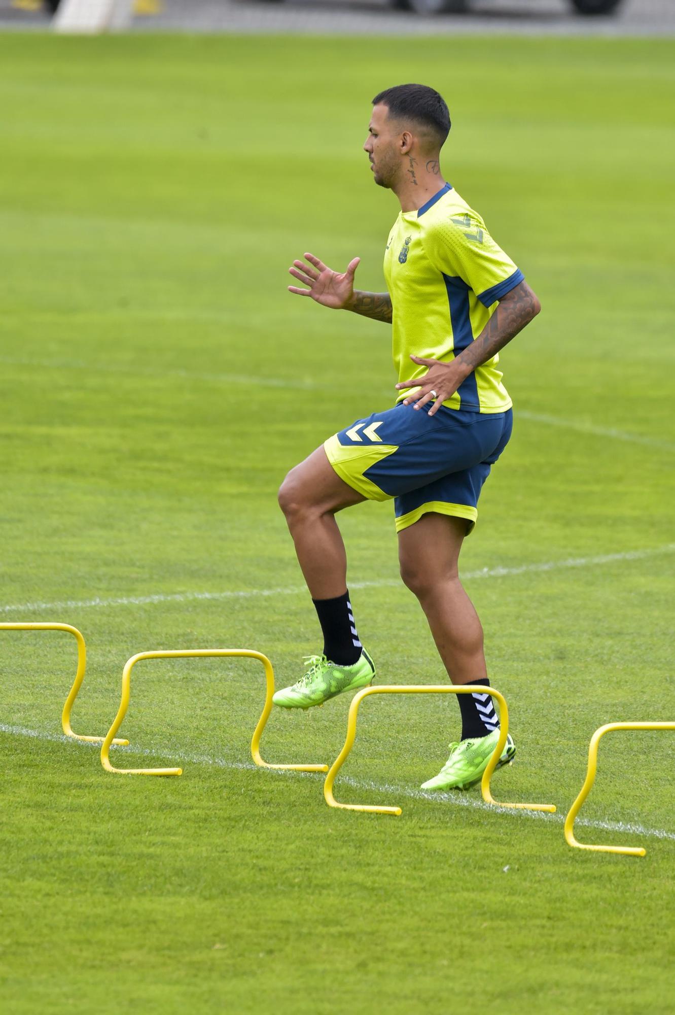 Entrenamiento de Jonathan Viera (24/08/2021)