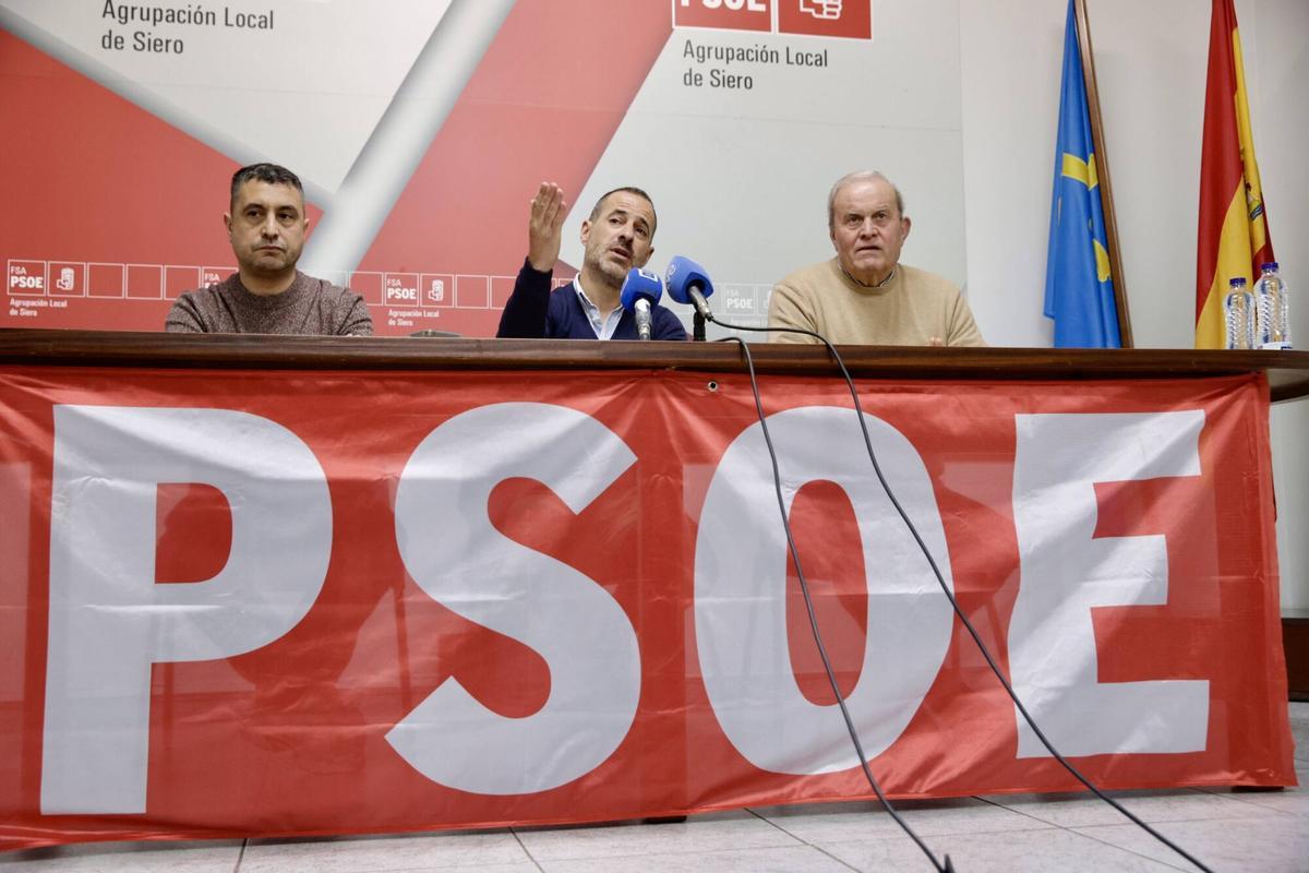 Un momento de la rueda de prensa.