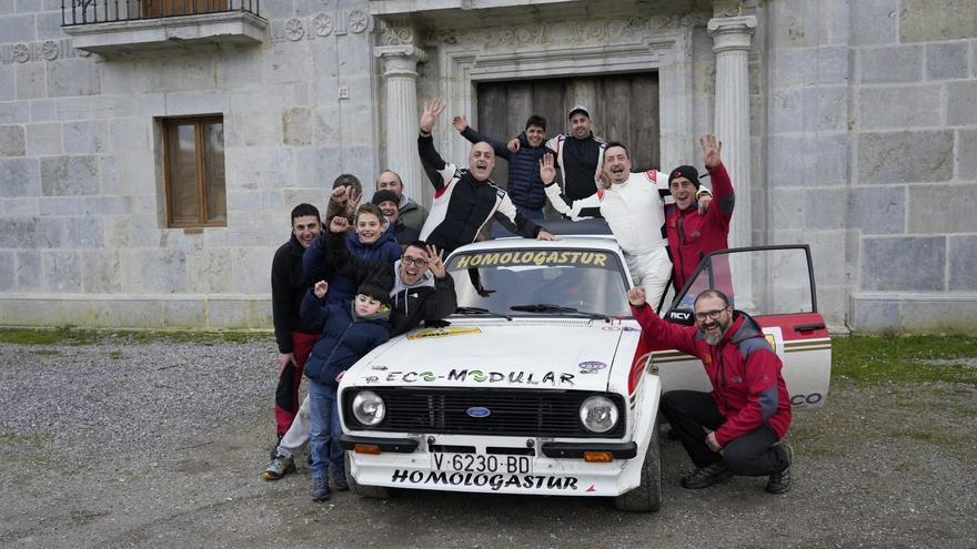 La victoria del rally &quot;Solo Escort&quot; se queda en casa: Juanjo Ordiales y Jorge Miranda, de la escudería Cornellana Clásicos, se proclaman campeones