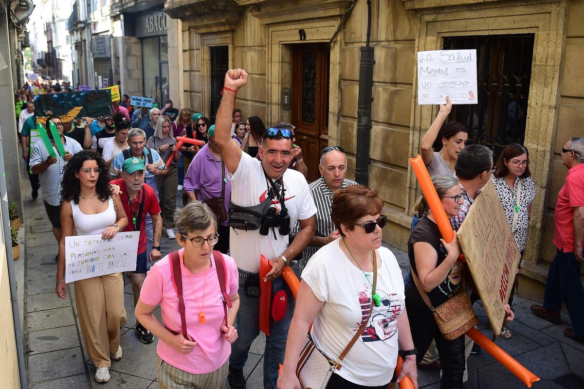 Marcha en Plasencia, por el Día Mundial de la Salud Mental.