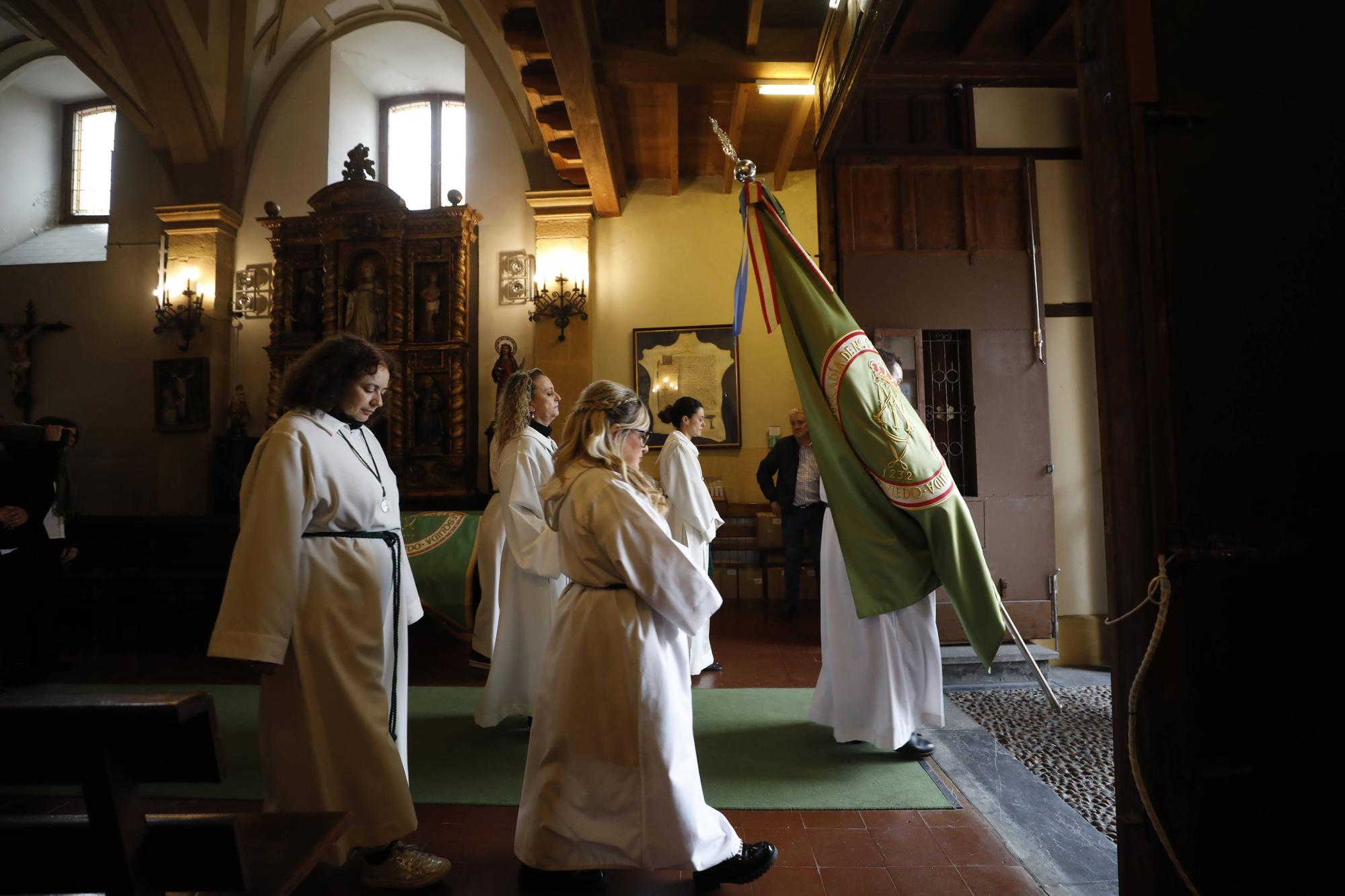 En imágenes: Procesión de la Balesquida en Oviedo