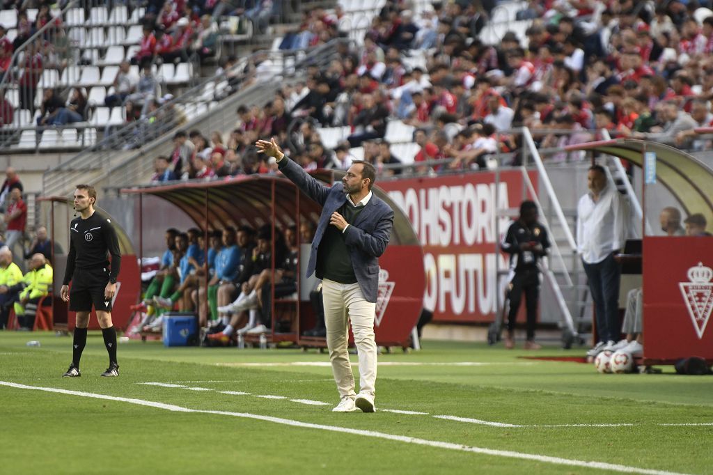 Las mejores imágenes del partido entre el Real Murcia y el Antequera