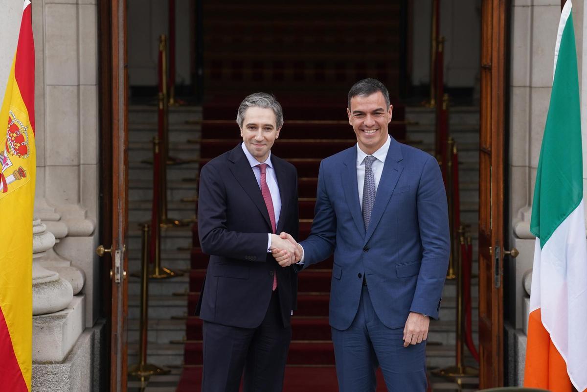 Simon Harris, primer ministro Irlanda, recibe en Dublin a Pedro Sanchez