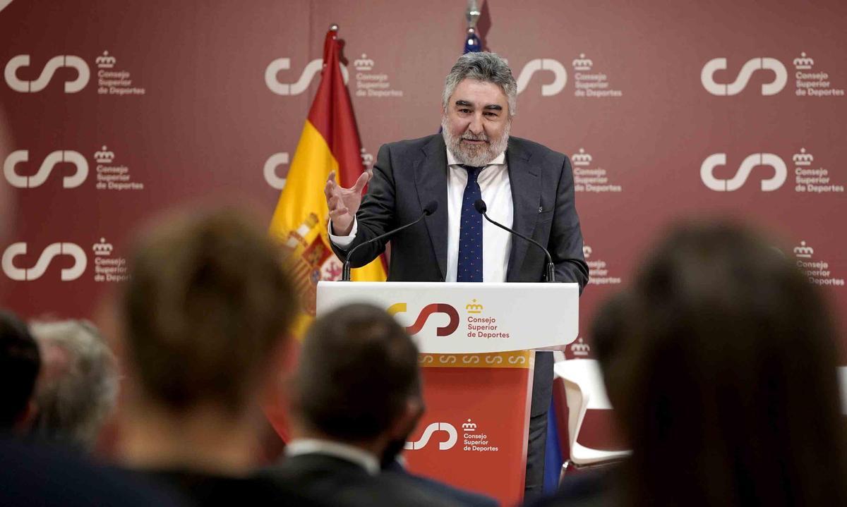 Alicante estrenará el Foro Ferrándiz con Emilio Butragueño, Juan Antonio Corbalán y el documental “Pedro Ferrándiz, la leyenda”