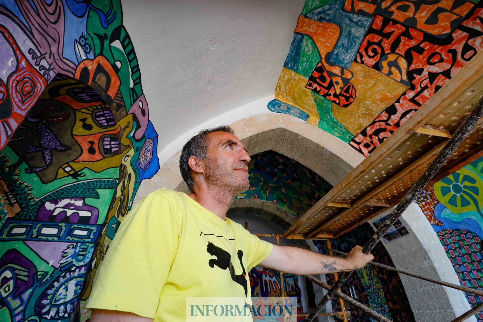 Jesús Cees vuelve a la ermita de Sant Cristòfol de Alcoy para terminar su obra