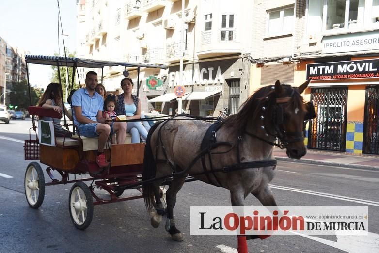 Ruta a caballo desde la ciudad al corazón de la hu