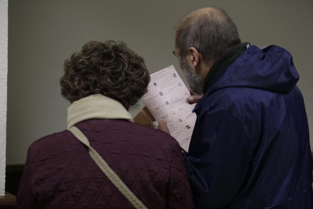 Elecciones Generales 2019 en Asturias: Los asturianos acuden a las urnas