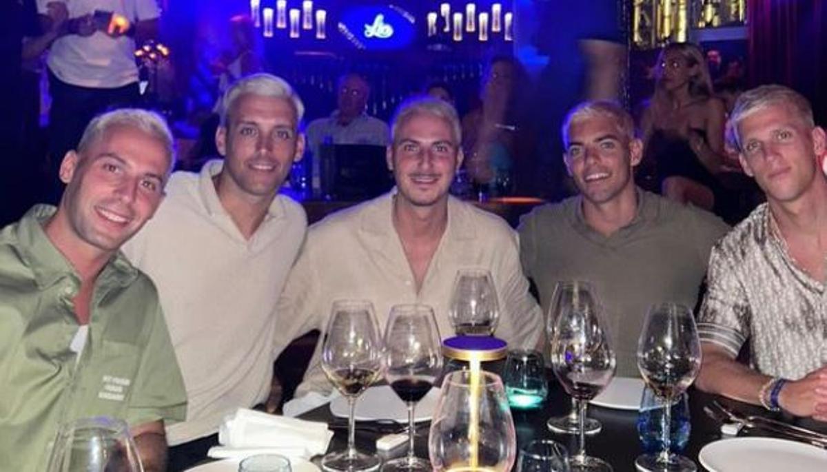 Dani Olmo y sus clones