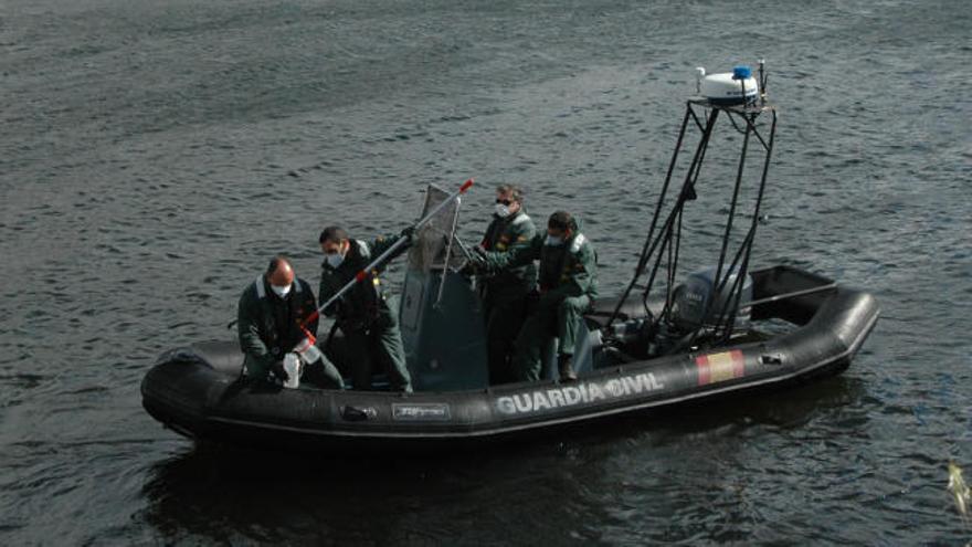 Muestreo en el Lérez tras la muerte de multitud de peces