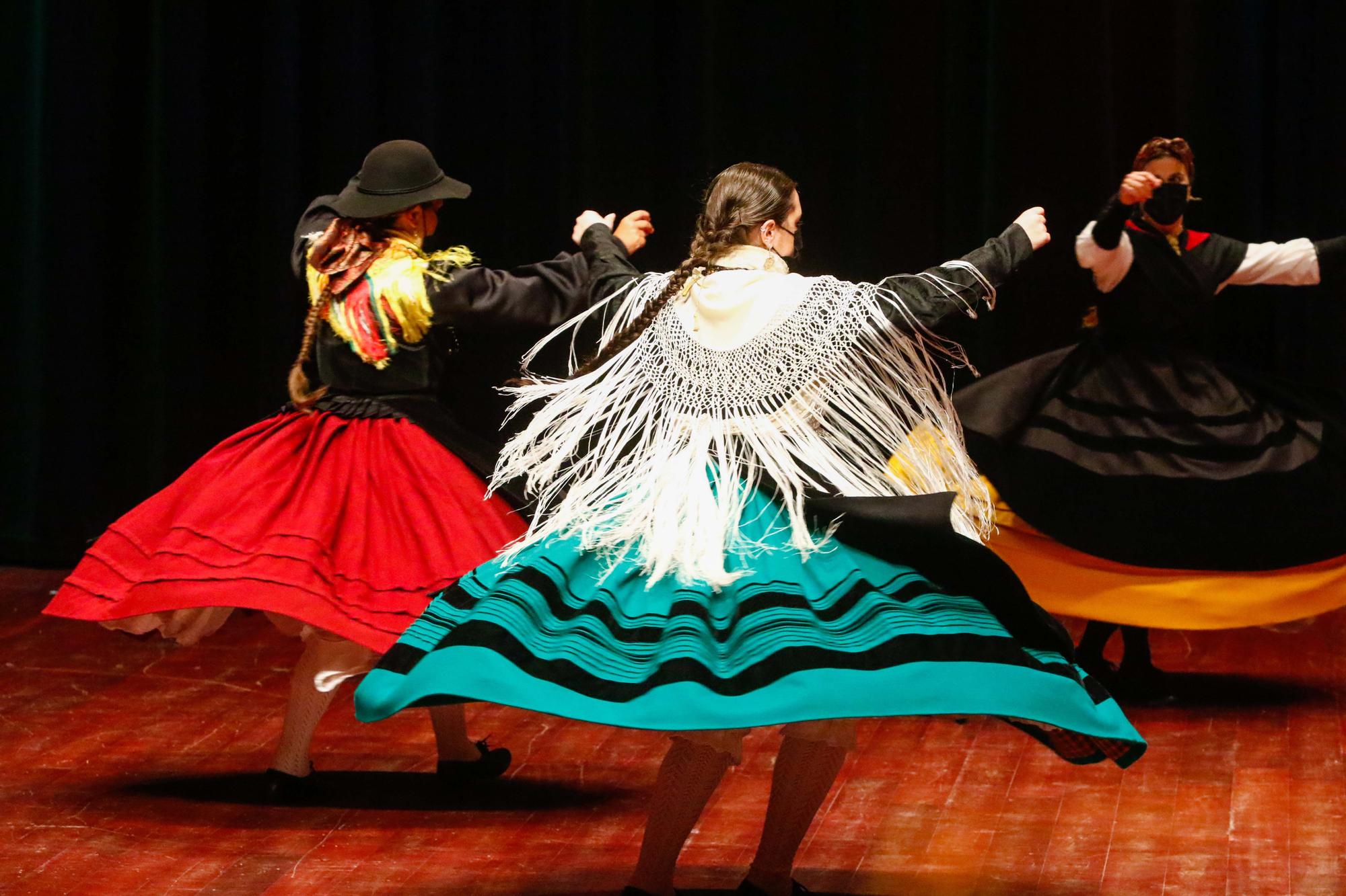 Vilagarcía despide con música y baile las fiestas de Santa Rita