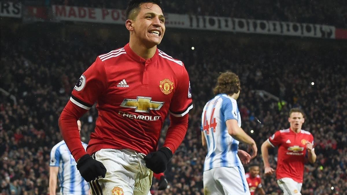 Alexis Sánchez celebra un gol el pasado sábado con su nueva camiseta del United