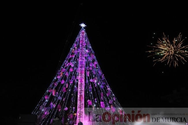 Encendido del Gran Árbol de Navidad de la Plaza Circular de Murcia