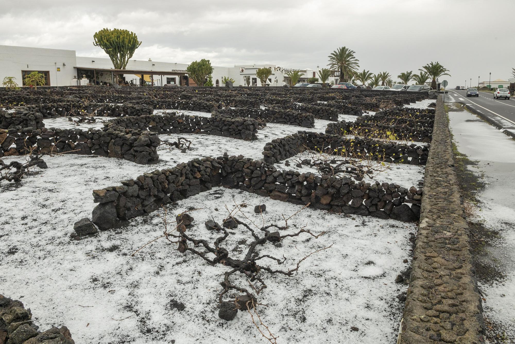 Temporal de lluvia y granizo en Lanzarote.