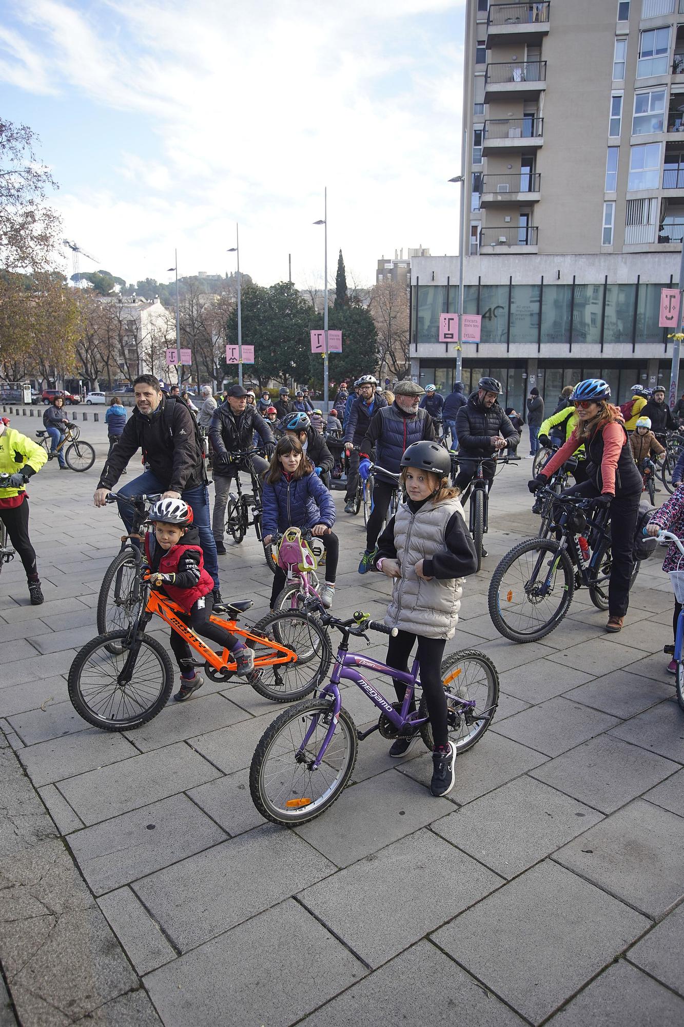 Mou-te en bici celebra la «Pedalada de Reis»