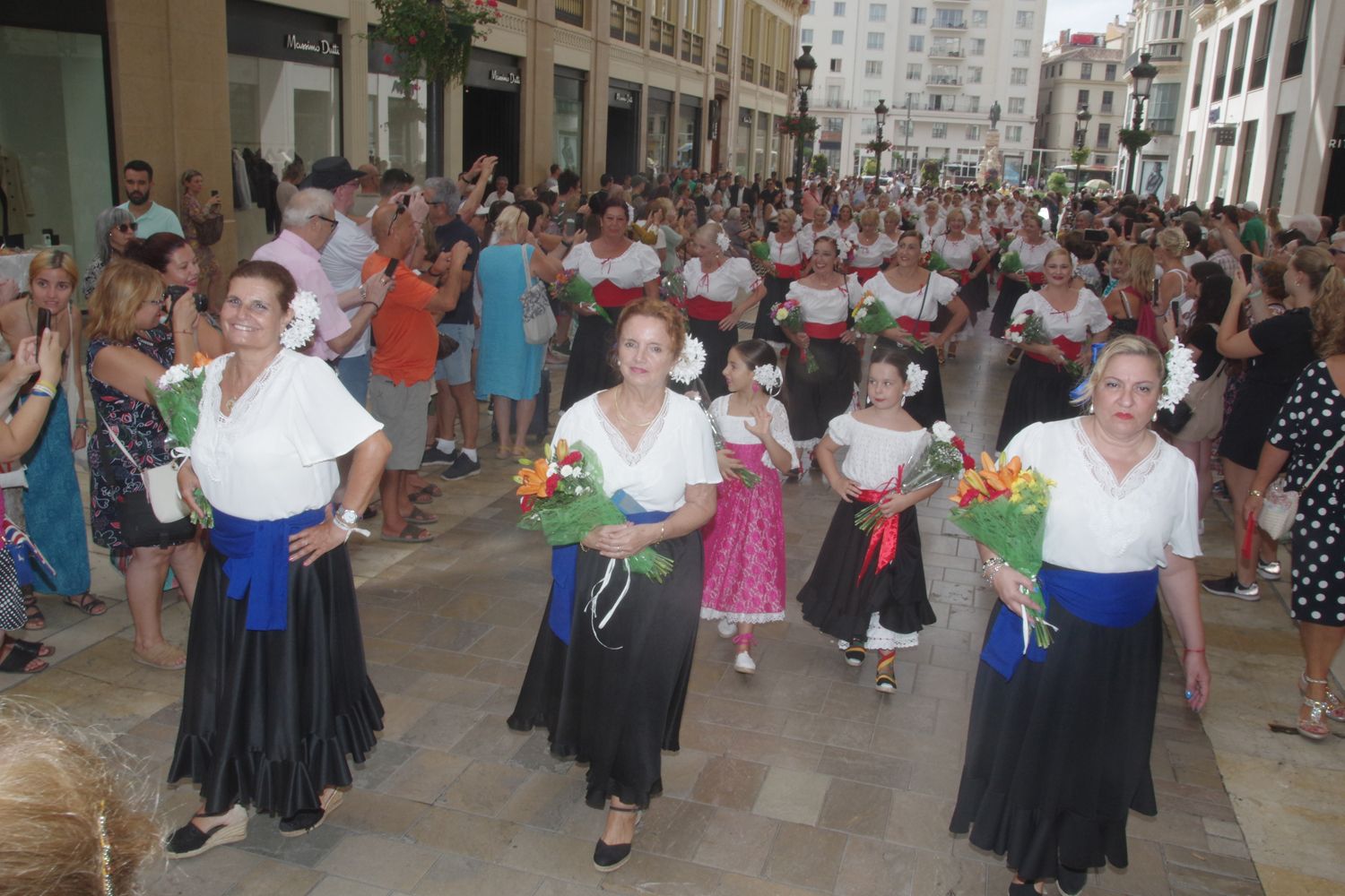 Pasacalles previo a la misa en la Catedral, en el Día de la Victoria de 2023.