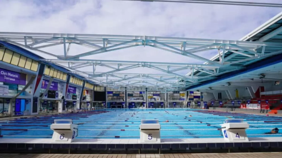 Un exportero de Waterpolo, detenido por gravaciones en el vestuario de menores