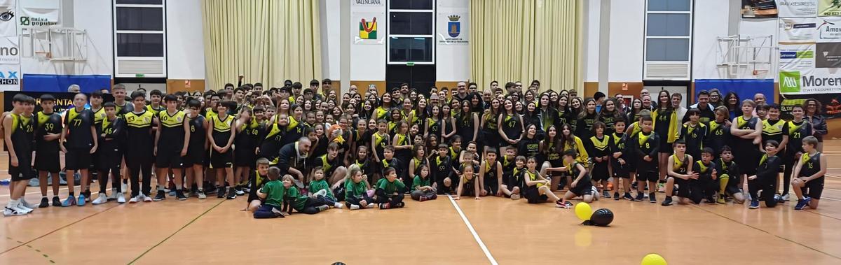 Panorámica de la presentación del CB Tavernes