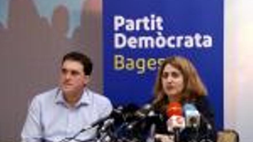 David Bonvehí i Marta Pascal, en la roda de premsa a la seu del PDeCAT a Manresa.