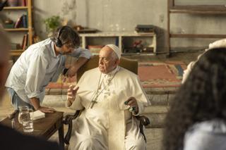 El Papa en Disney+ con Évole: la Sirenita presenta Onlyfans a Francisco
