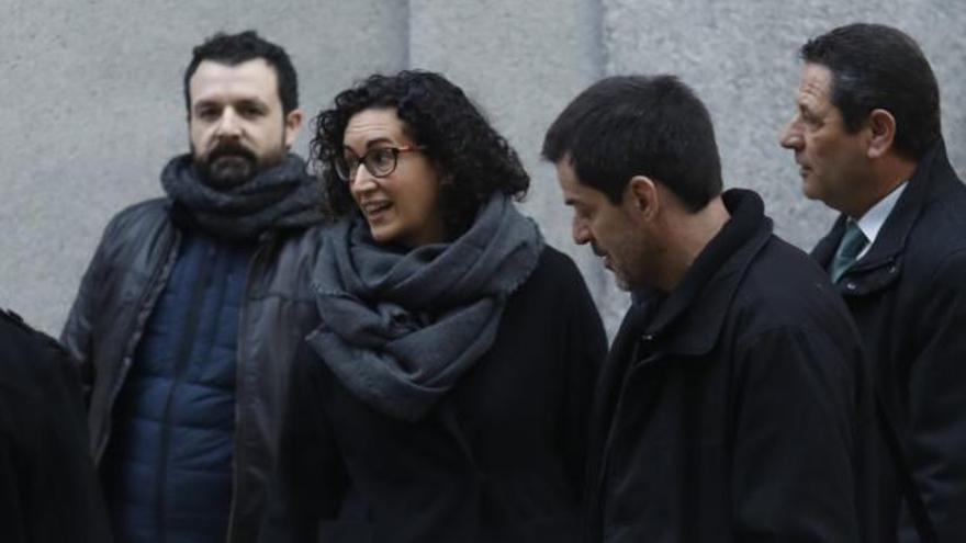 El juez decreta libertad bajo fianza de 60.000 euros para Marta Rovira