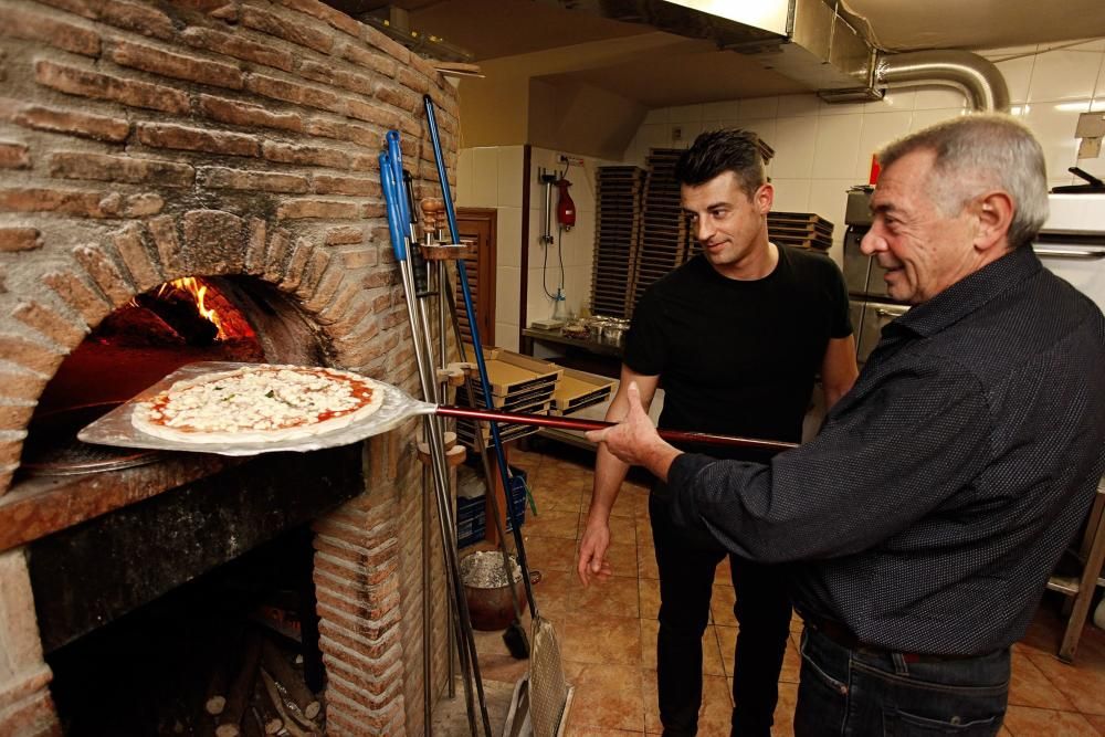 Así se hace una buena pizza italiana en Asturias