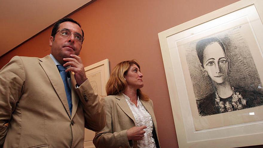 Lourdes Moreno y Miguel Briones presentaron ayer la exposición.