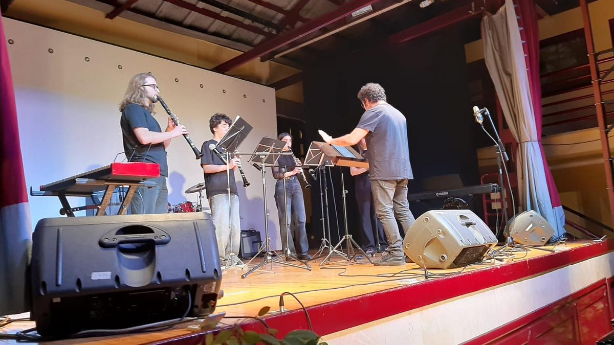 La actuación de los clarinetistas