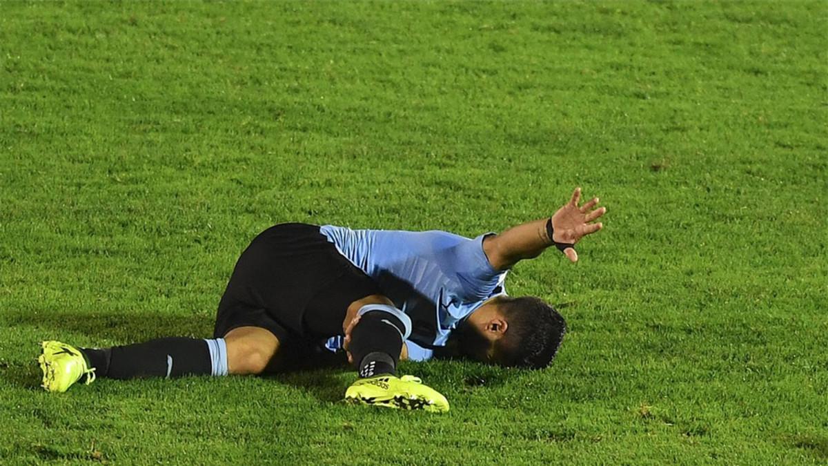 Suárez, en el suelo