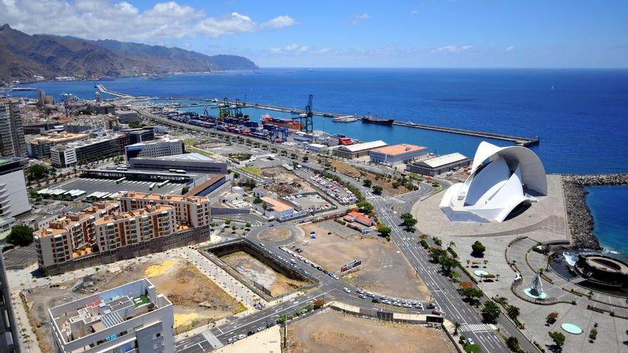 Vista parcial de Santa Cruz de Tenerife.