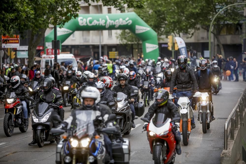 Miles de motos participan en la 42 Volta a Mallorca