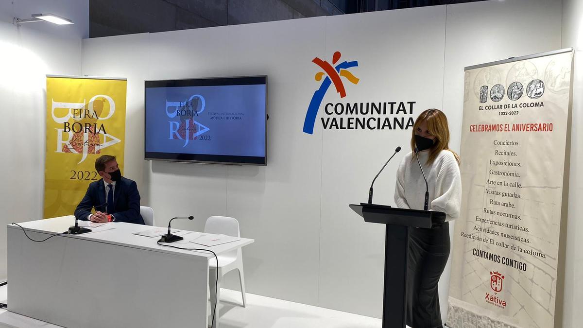 Roger Cerdà y Raquel Caballero, durante la presentación de hoy en Fitur.