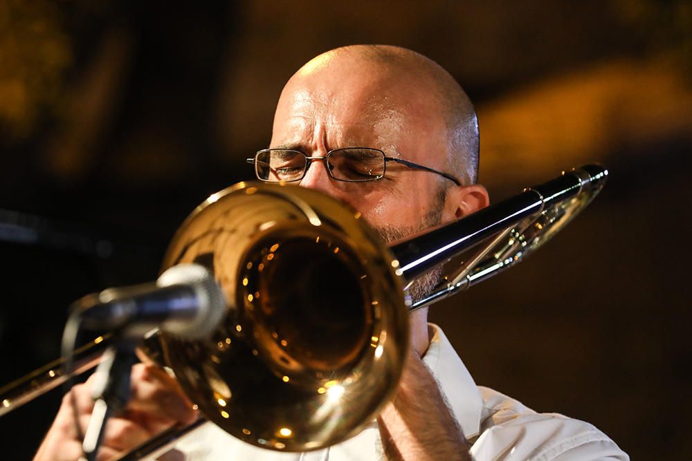 Big Band Ciutat d'Eivissa y José Carra Trío.