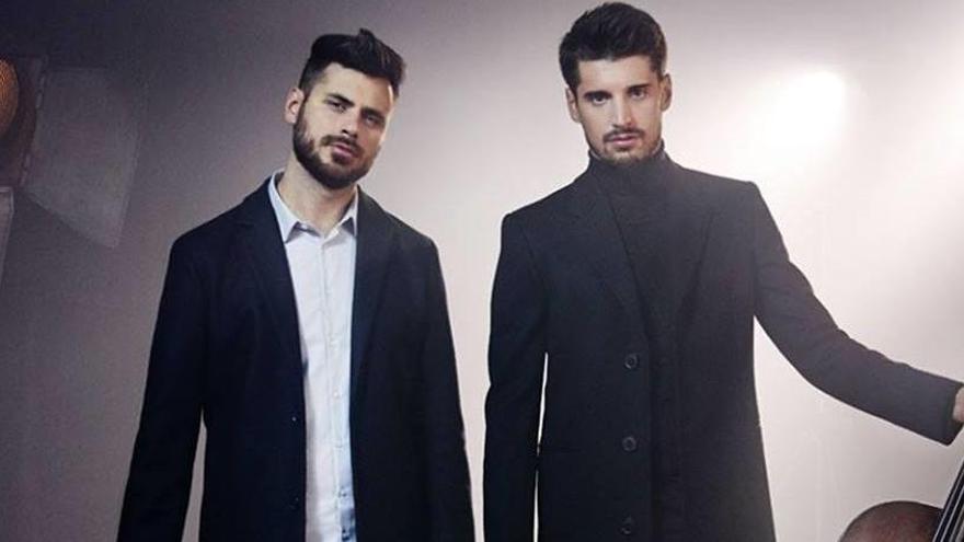 2Cellos.