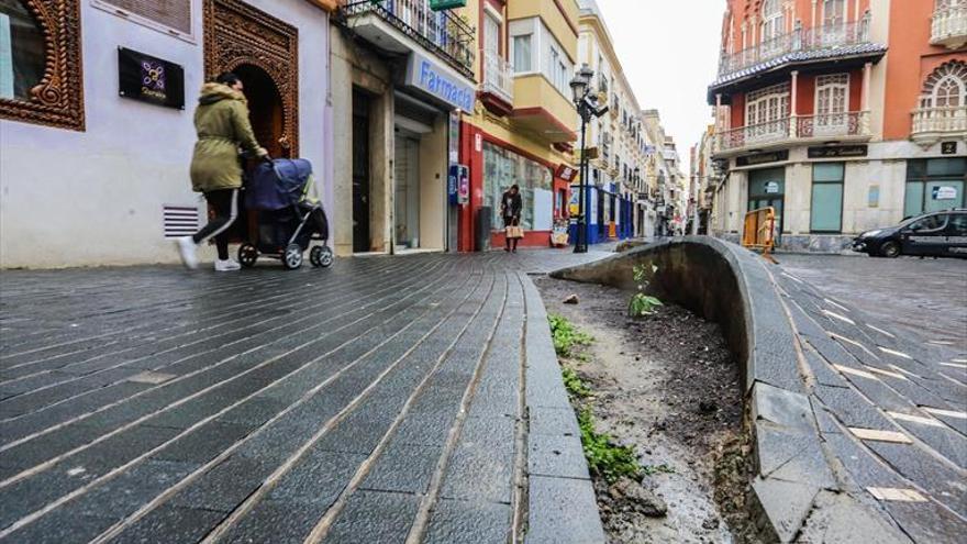 Las jardineras de la plaza de la Soledad de Badajoz serán eliminadas