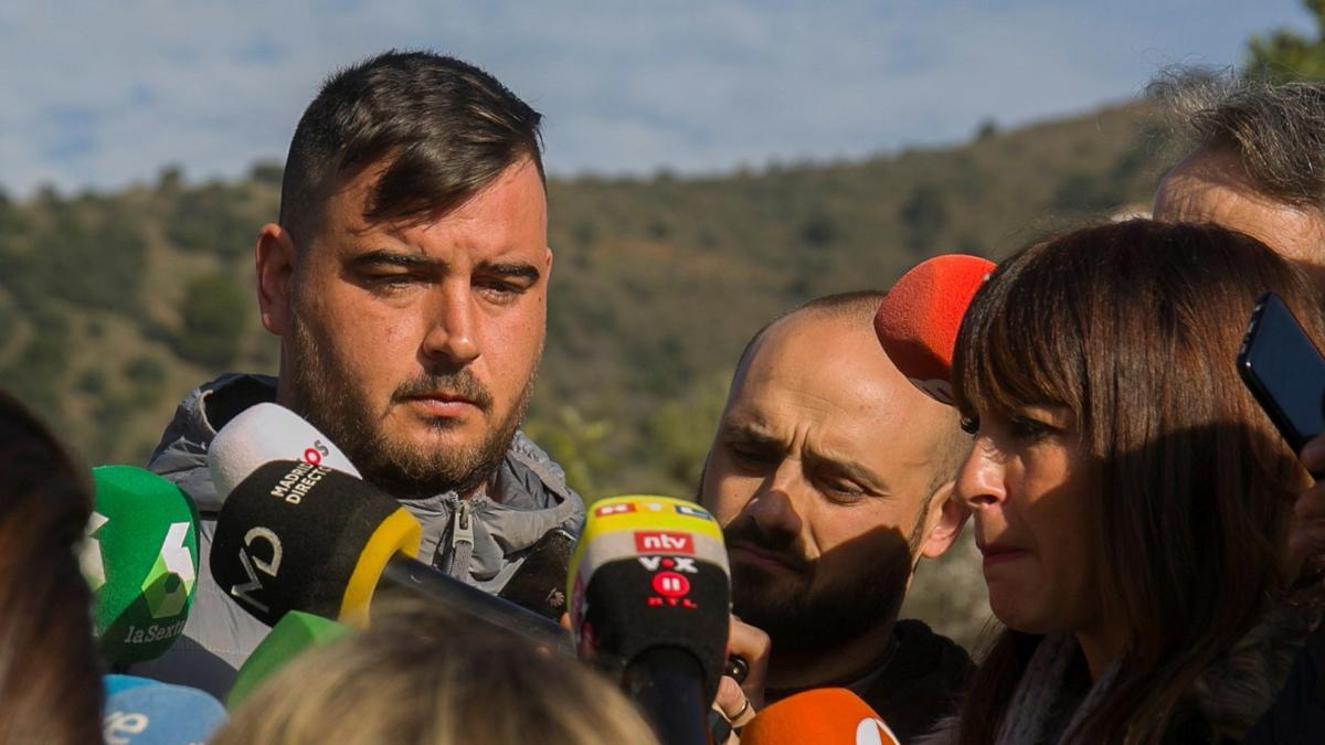 El padre del niño Julen, que se cayó en un pozo de Totalán (Málaga) el pasado domingo, agradece los esfuerzos de los equipos de rescate.
