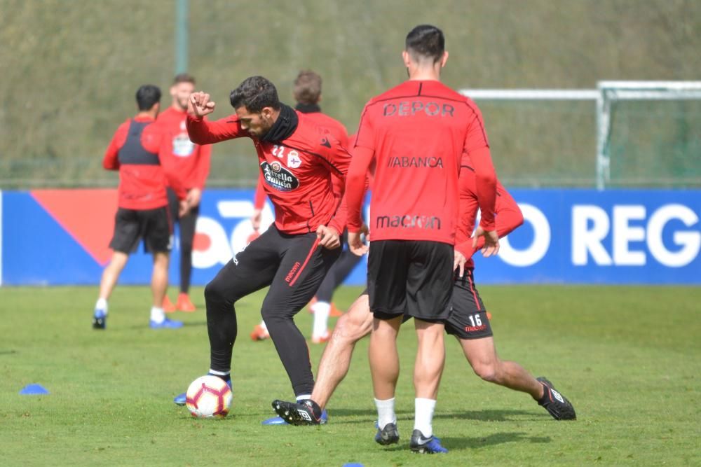 Tras un fin de semana de descanso debido a la expulsión del CF Reus,  los jugadores continúan con la preparación física y mental para recibir a la UD Almería en Riazor.