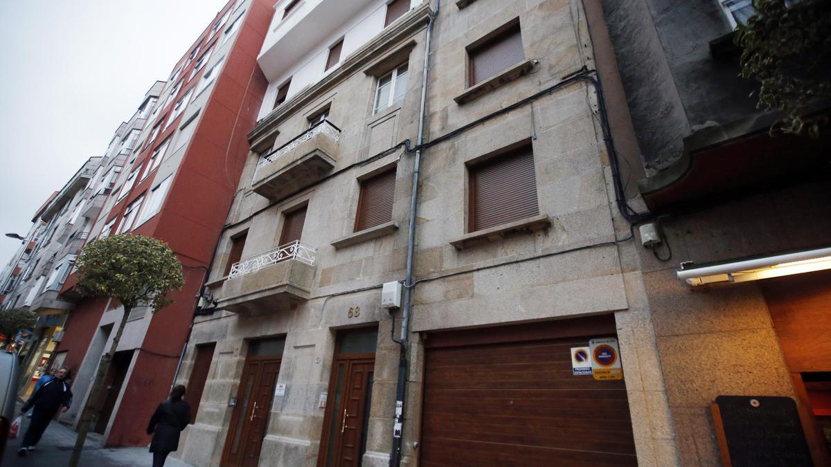 Consulado de Perú en la calle Sanjurjo Badía de Vigo