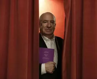 Olifante publica un libro póstumo de Ángel Guinda