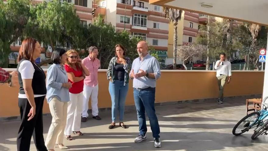 Visita de Carolina Darias al Centro de Acogida Municipal de El Lasso