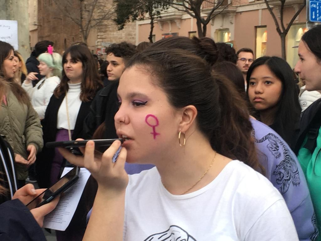 Manifestación feminista en Palma alternativa a favor de los derechos trans