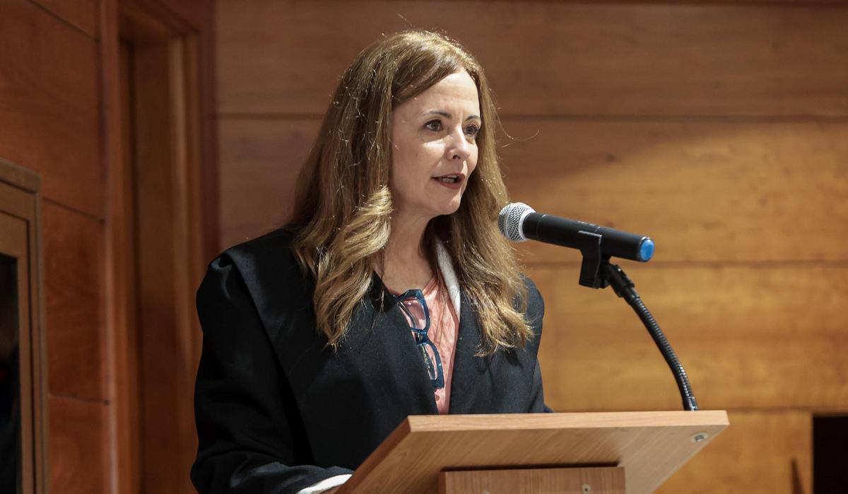Acto de imposición de Togas y Juramento o Promesa de las colegiadas y colegiados incorporados en el último año al Ilustre Colegio Oficial de Procuradores de Alicante