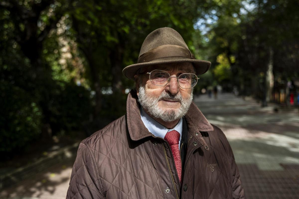 Ricardo Jabato, en el paseo de Cánovas.