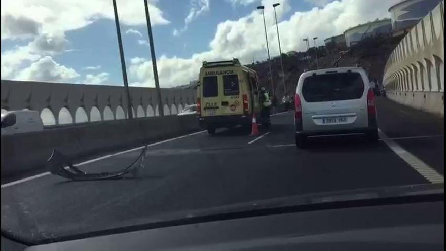 Accidente en la TF-4, sentido sur de la isla