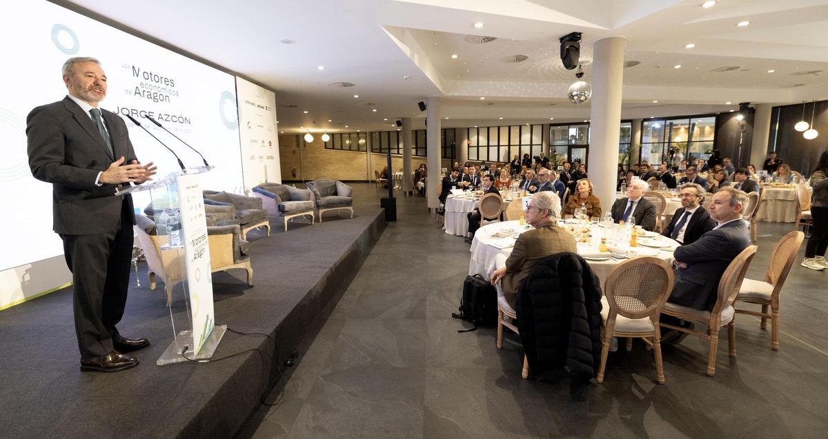 El presidente en funciones, Jorge Azcón, durante su discurso en el III Foro Activos, este jueves.