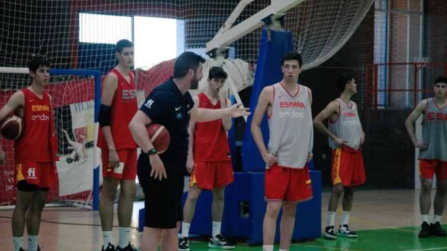 Las futuras estrellas del baloncesto español, serbio y francés se citan en Villanueva