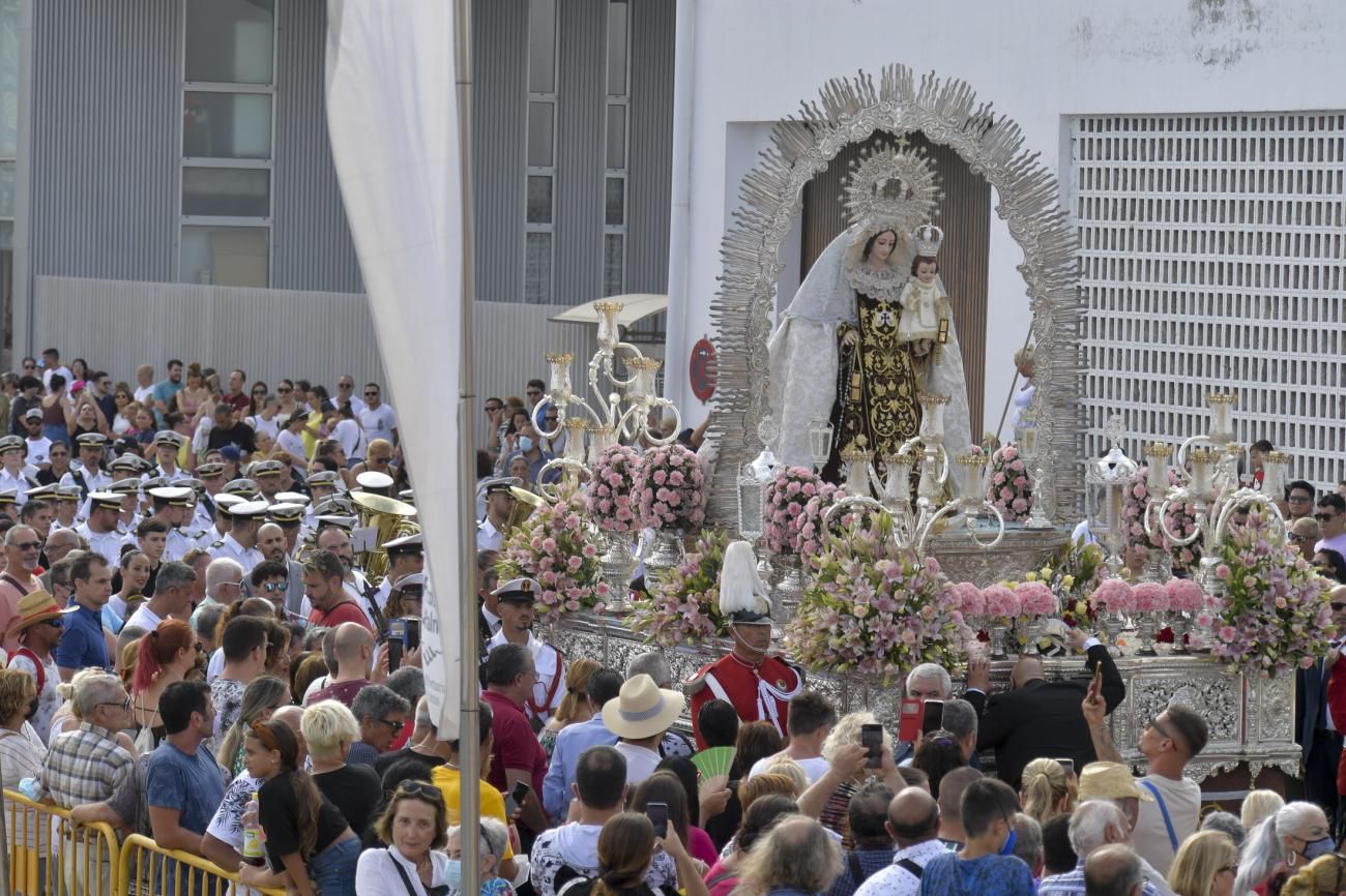 La Virgen del Carmen de La Isleta resiste al calor