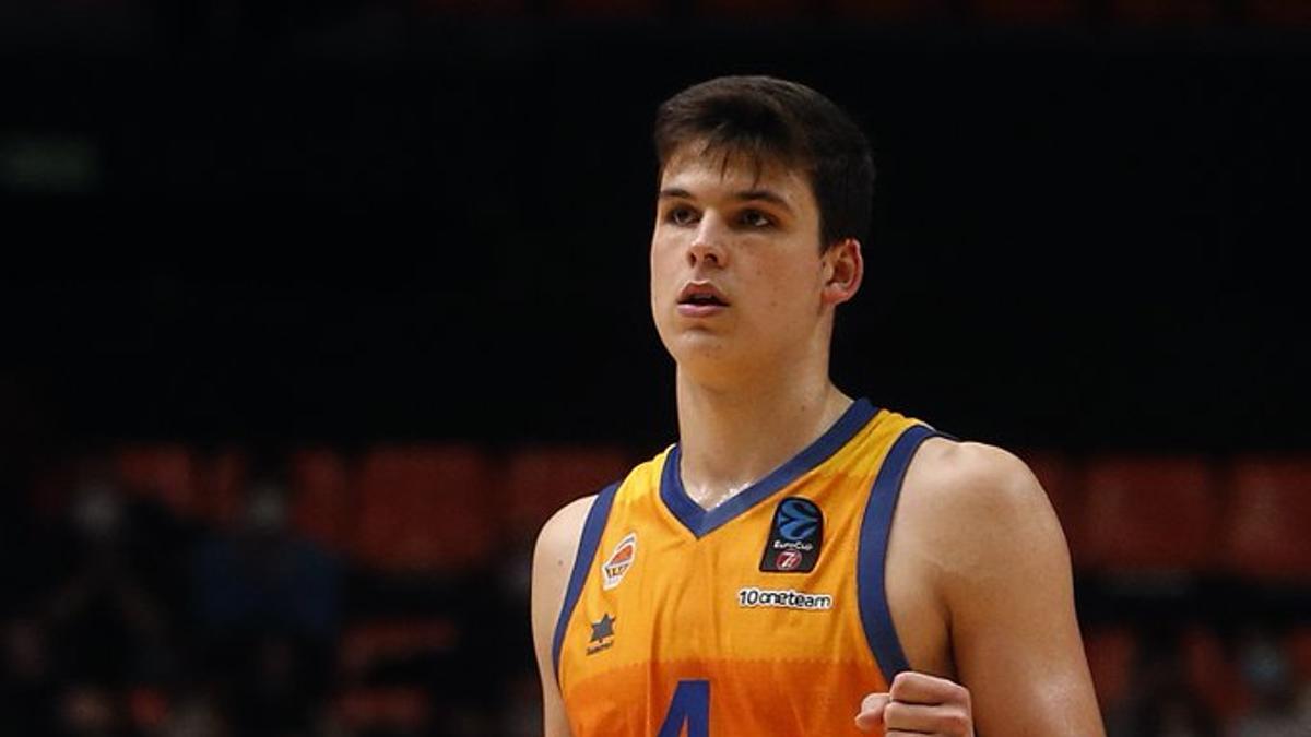Jaime Pradilla está firmando una excelente temporada, con 21 años, en el Valencia Basket