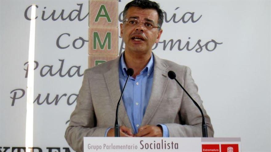 El PSOE cree que el dato del para no es malo, pero recrimina a Rajoy que no haga nada por Extremadura